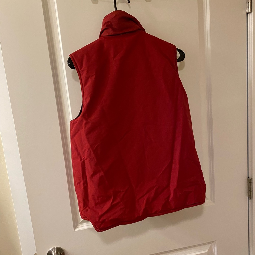 Patagonia Red Reversable Puffer Vest - Picture 4 of 6